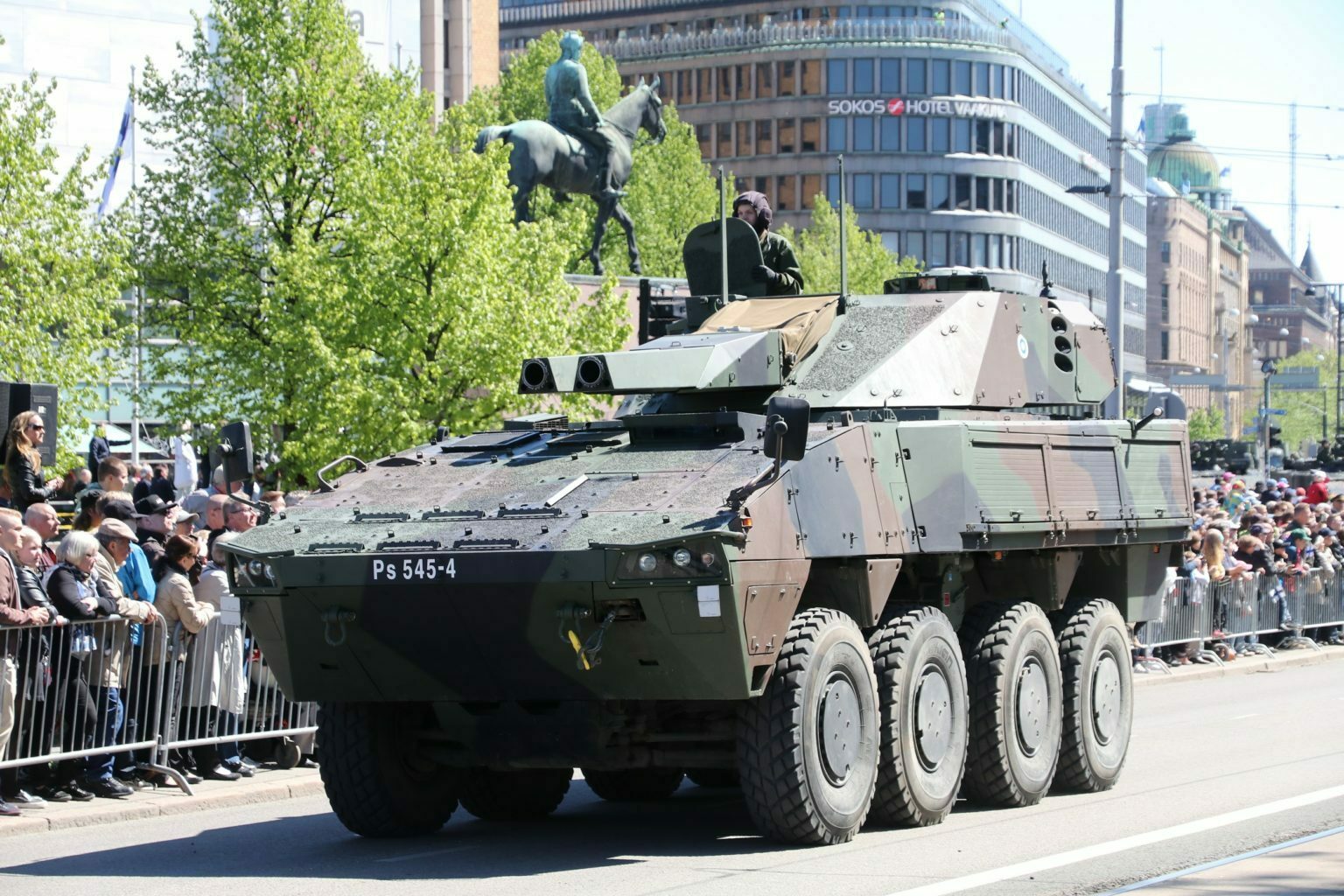 ΟΛΜΟΙ 120 ΧΛΣΤ. ΓΙΑ ΤΟΝ ΕΣ: ΜΙΑ ΕΠΙΤΑΚΤΙΚΗ ΑΝΑΓΚΗ 8