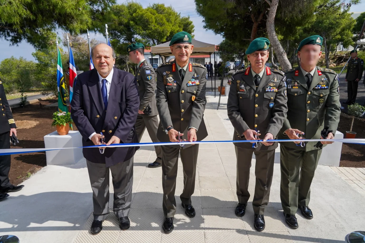 ΕΤΑ: Νέες εγκαταστάσεις για το Ειδικό Τμήμα Αλεξιπτωτιστών