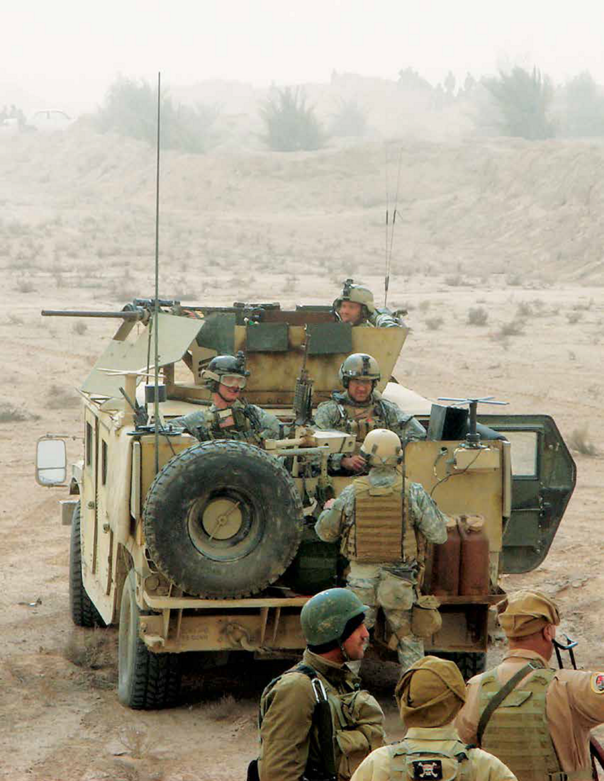 ΕΙΔΙΚΕΣ ΕΠΙΧΕΙΡΗΣΕΙΣ Νο29 – κυκλοφορεί στην Αθήνα